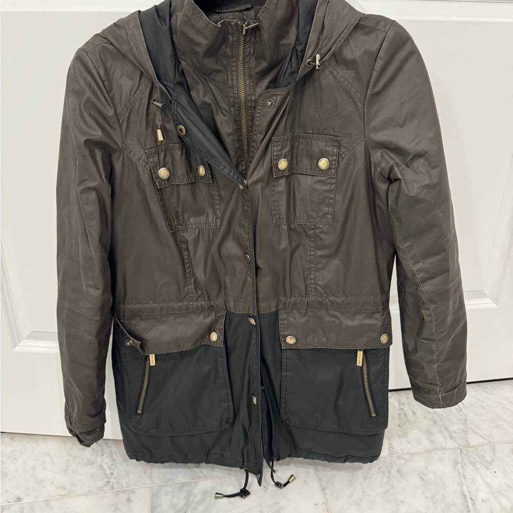 Men's Two-Tone Hooded Jacket